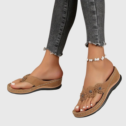 Allison | Flower Wedge-Heel Flip Flop Komfort Sandaler