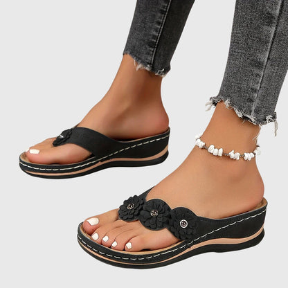 Allison | Flower Wedge-Heel Flip Flop Komfort Sandaler