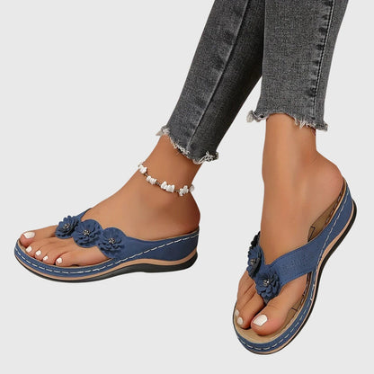 Allison | Flower Wedge-Heel Flip Flop Komfort Sandaler
