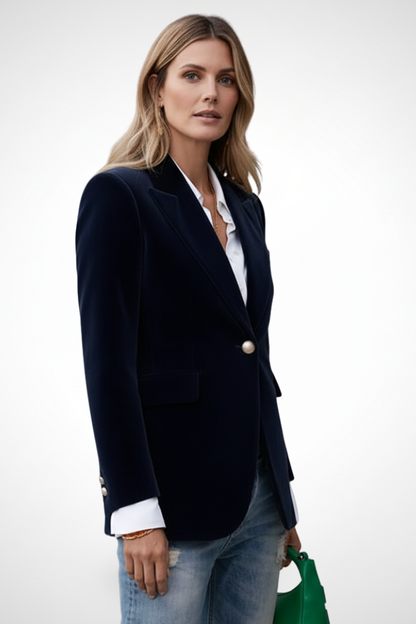 En Enkeltradet Skræddersyet Blazer med Revers