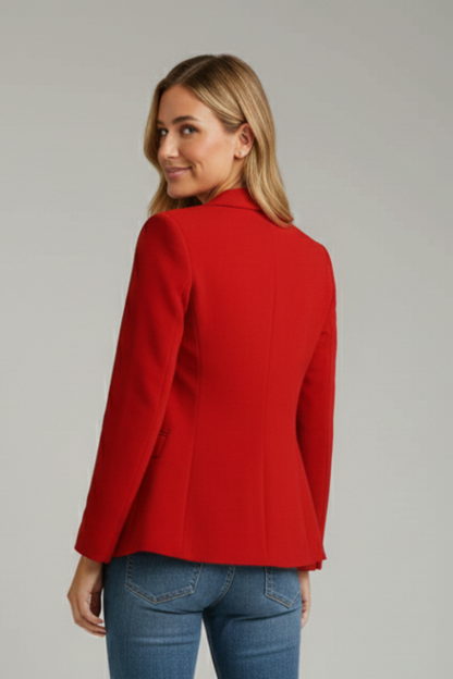 En Blazer med Revers og Enkelt Knap