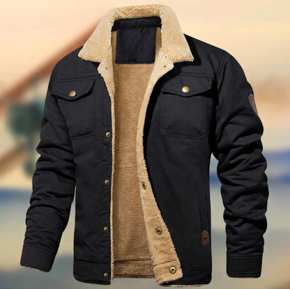En Herre Jakke med Sherpakrave og Knapper