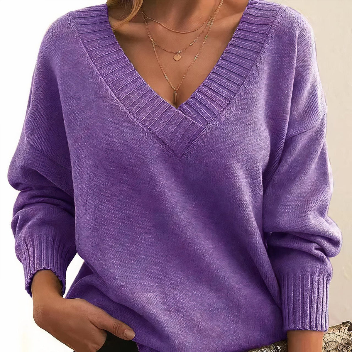 Grace | Women's Cashmere Blend V-Neck Sweater